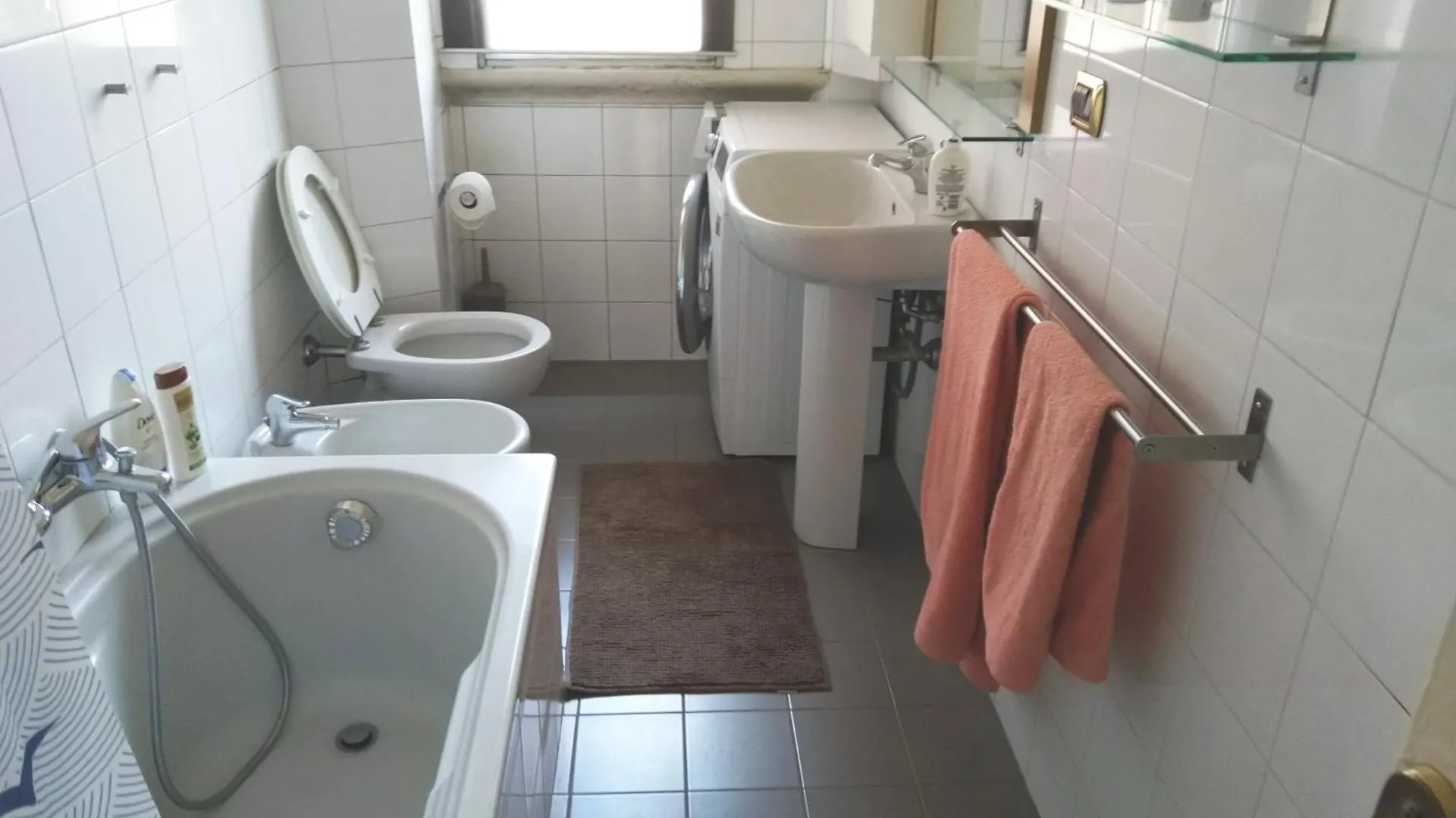 Beautiful And Spacious Two-Room Apartment Μιλάνο