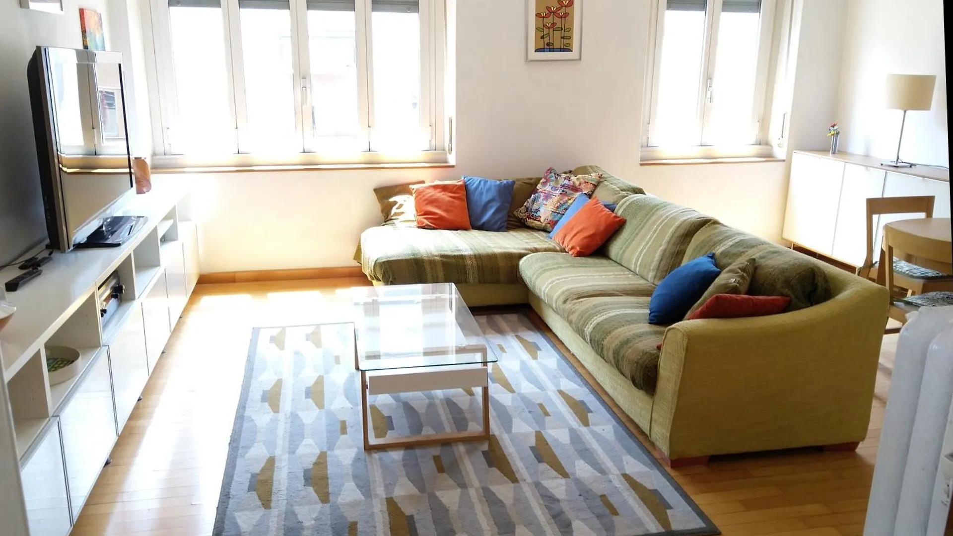 Beautiful And Spacious Two-Room Apartment Milan